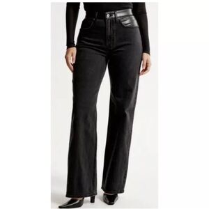 Abercrombie & Fitch Faux Leather Trim The 90s Relaxed Jean High Rise